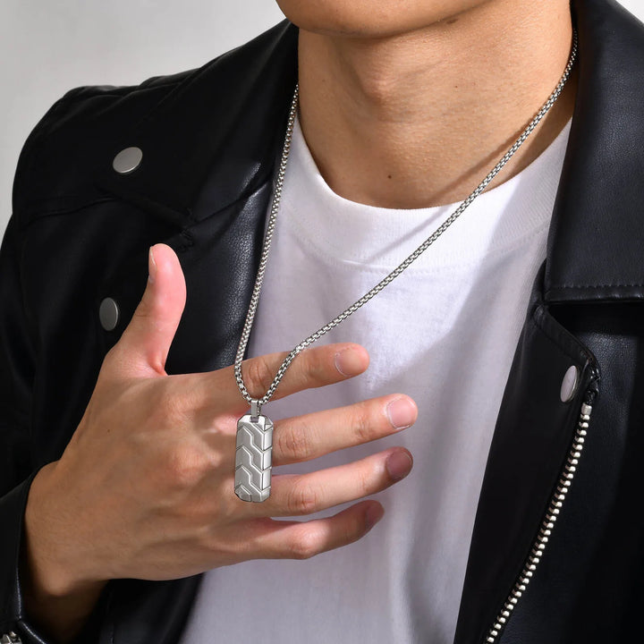 Vnox Colar Pequeno para Homens e Rapazes – Aço Inoxidável Preto ou Prateado com Corrente Box