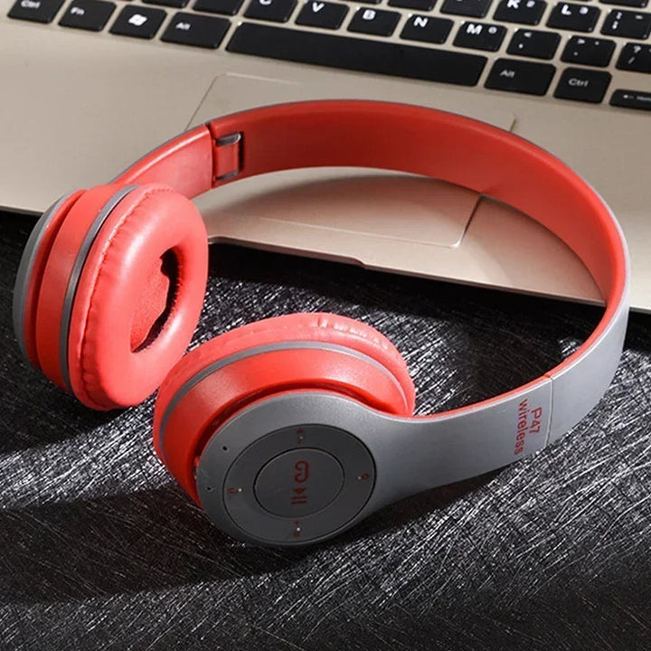 P47 Auscultadores Bluetooth com Microfone – Som Estéreo, Cancelamento de Ruído, Compatível com PC, Telemóvel e Gaming